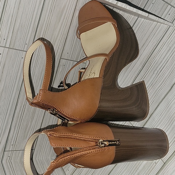 Jessica Simpson Platform Heels - Picture 7 of 8